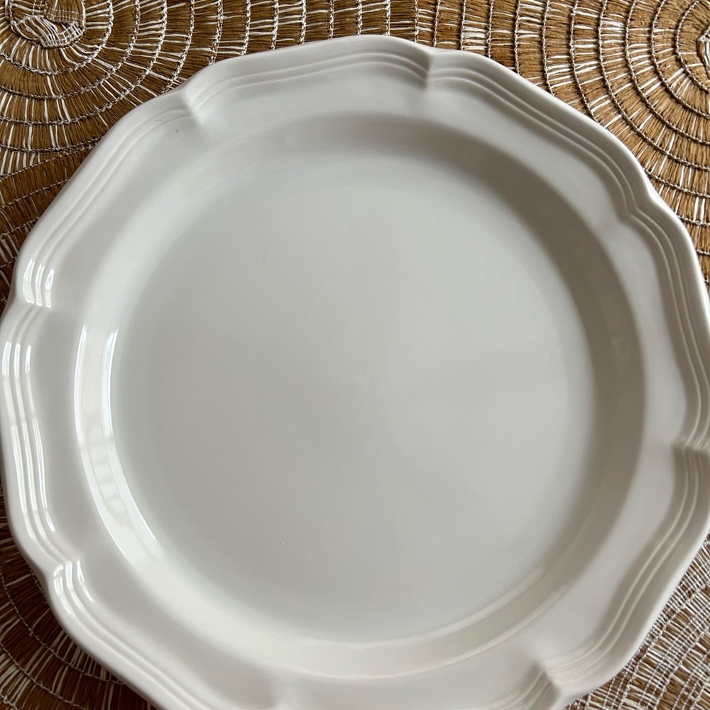 Mikasa French Countryside 12 1/2” Chop Plate Platter F 9000 Made in Malaysia EUC